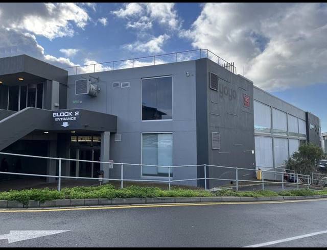 BUSINESS PROPERTY TO RENT IN NORTHGATE ISLAND